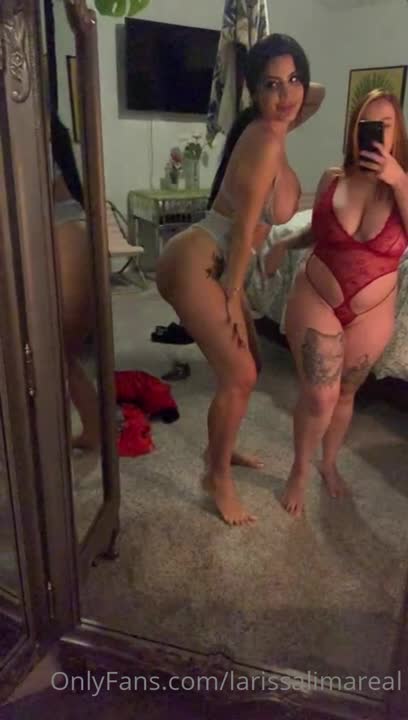 xxx Larissa Lima e Jess Caroline 90 dias para casar TLC dançando na frente do espelho mostrando os peitos mulher pelada xvideos