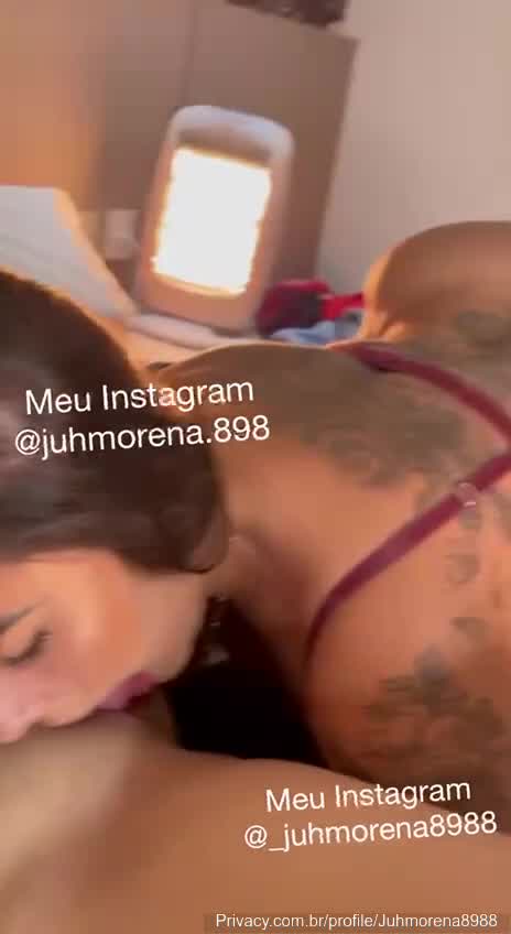 xxx Juh Morena se pegando na cama com amiga loira peituda mulher pelada xvideos