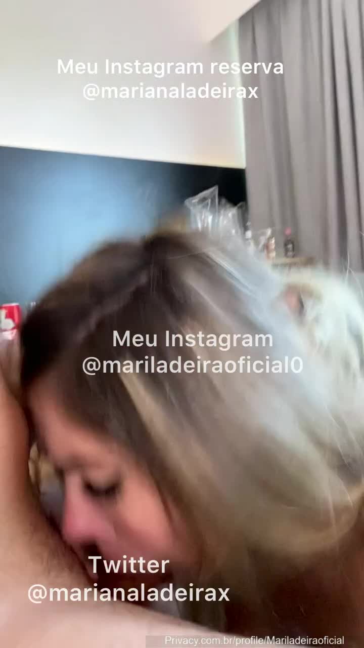 xxx Boqueteira Mari Ladeira se acabando com a pica dura na boquinha de veludo mulher pelada xvideos